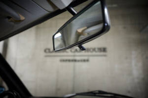 Immagine 59/98 di Volvo 244 DL (1975)