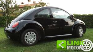 Bild 4/10 von Volkswagen New Beetle 1.9 TDI (2000)