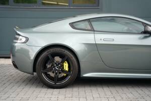 Bild 23/50 von Aston Martin V8 Vantage AMR (2018)