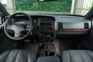 Bild 32/50 von Jeep Grand Cherokee 5.9 Limited (1998)