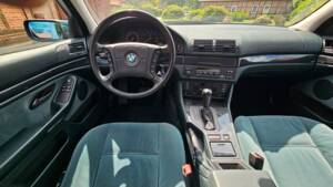 Image 13/18 of BMW 523i (1996)
