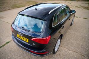Bild 50/50 von Audi Q5 3.2 FSI (2013)