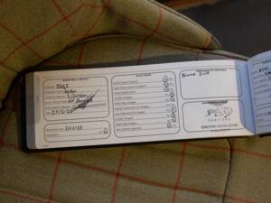 Afbeelding 77/81 van Aston Martin DB 9 Volante (2015)