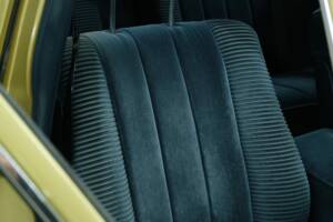 Image 32/76 of Mercedes-Benz 350 SEL (1977)