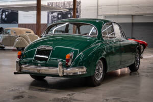 Image 6/32 of Jaguar Mk II 3.4 (1967)