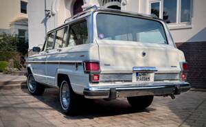 Image 17/50 of Jeep Wagoneer Brougham (1982)