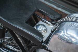 Immagine 15/38 di Norton Dominator Slimline TT (1961)