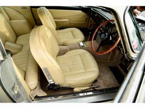 Image 19/44 of Aston Martin DB 5 (1964)