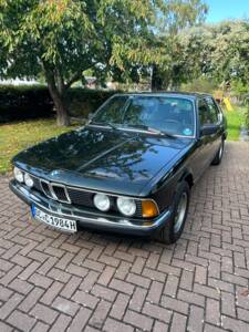 Bild 5/19 von BMW 732i (1984)