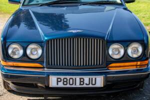 Image 34/50 of Bentley Azure Mulliner (1996)