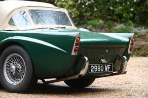 Image 8/20 of Daimler SP 250 (1962)