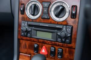 Image 28/47 of Mercedes-Benz SLK 230 Kompressor (2000)