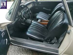 Bild 39/81 von Mercedes-Benz 250 SL (1968)