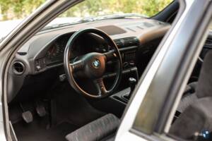 Bild 6/74 von BMW M5 Touring (1992)