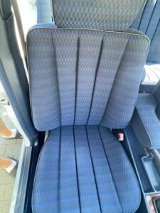 Image 17/57 of Mercedes-Benz 190 D 2.5 (1992)