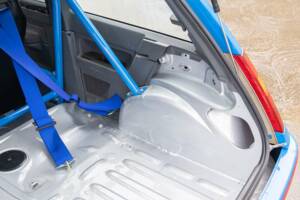 Image 32/50 of Renault R 5 GT Turbo (1987)