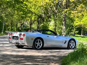 Image 27/50 of Chevrolet Corvette (2001)