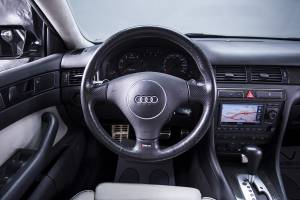 Bild 15/34 von Audi RS6 Avant (2004)