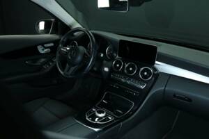 Bild 27/49 von Mercedes-Benz C 220 d 4MATIC (2021)