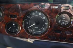 Image 25/30 of Aston Martin V8 EFi Volante (1989)