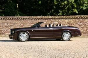 Image 23/50 de Bentley Azure (2008)