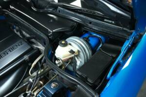 Image 44/50 de Mercedes-Benz SL 500 (1997)