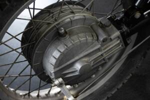 Bild 13/50 von BMW DUMMY (1986)