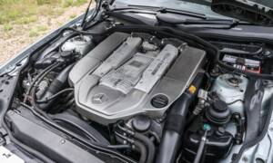 Image 6/40 of Mercedes-Benz SL 55 AMG (2002)