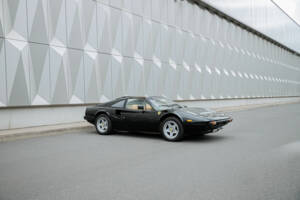 Bild 34/54 von Ferrari 308 GTSi Quattrovalvole (1985)