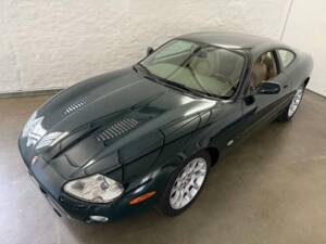 Image 5/26 of Jaguar XKR (2000)