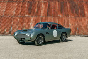 Image 6/39 de Aston Martin DB 4 (1962)