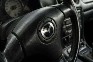 Imagen 9/20 de Mazda MX-5 1.6 (2001)
