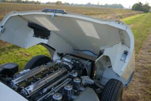 Bild 26/31 von Jaguar E-Type 3.8 (1962)