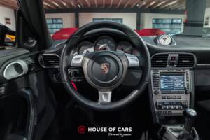 Image 16/25 de Porsche 911 Carrera 4S (2008)