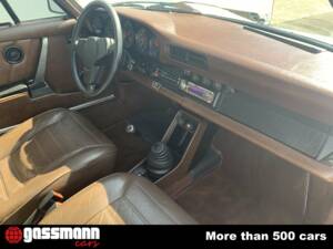 Image 13/15 of Porsche 911 SC 3.0 (1982)