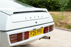 Bild 35/50 von Lotus Eclat S 2.2 (1989)