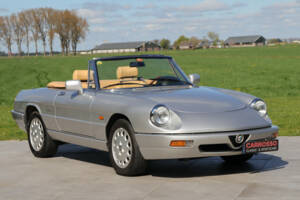 Image 29/50 of Alfa Romeo 2.0 Spider (1992)