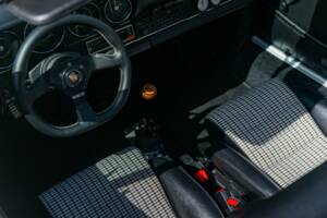 Imagen 7/41 de Porsche 911 Carrera 2.7 (1975)