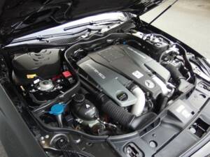 Image 83/97 of Mercedes-Benz CLS 63 AMG S 4MATIC (2013)