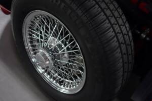 Afbeelding 10/49 van Jaguar E-Type V12 (1974)