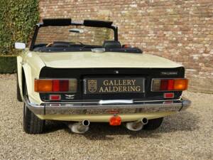 Image 26/50 of Triumph TR 6 (1971)