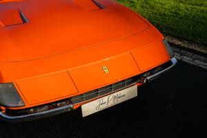 Image 15/74 of Ferrari 365 GTB/4 Daytona (1971)