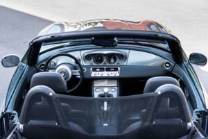 Image 22/32 of BMW Z8 (2001)