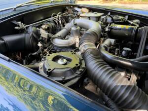 Bild 29/47 von Bentley T 2 (1977)