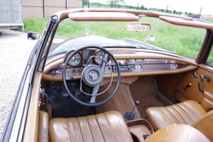 Afbeelding 19/32 van Mercedes-Benz 250 SE (1967)