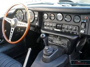 Bild 6/24 von Jaguar E-Type (1970)