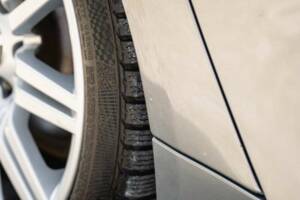 Bild 48/50 von BMW 550i (2006)