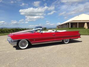 Image 3/9 de Cadillac 62 Convertible (1962)