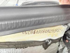 Imagen 32/41 de Mercedes-Benz E 320 (1995)