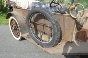 Image 12/66 of Regal Model T Underslung (1913)